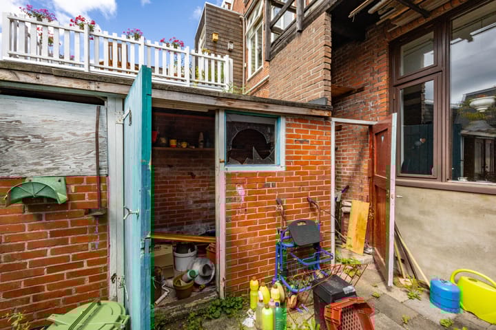 Foto 24 van Warmoesstraat 17