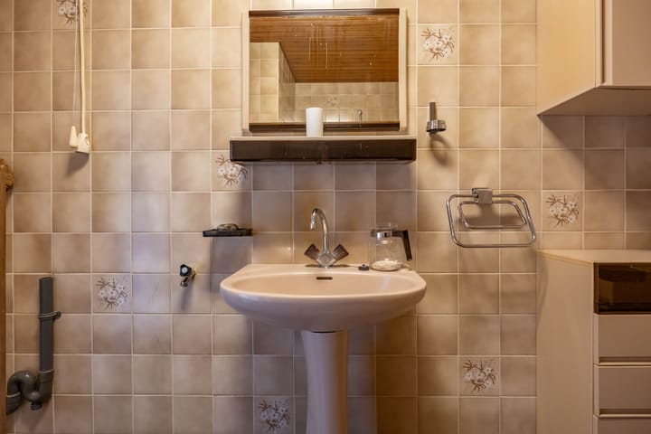 Foto 36 van Warmoesstraat 17