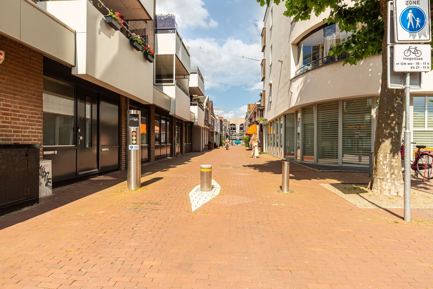 View photo 3 of Houtstraat 15