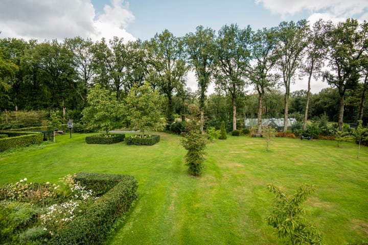 Photo 37 of Hoog Soeren 105