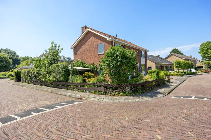 Foto 9 van Bernhardlaan 3