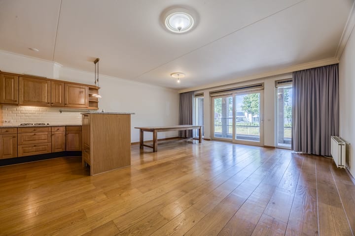 Photo 4 of Vloetrand 12