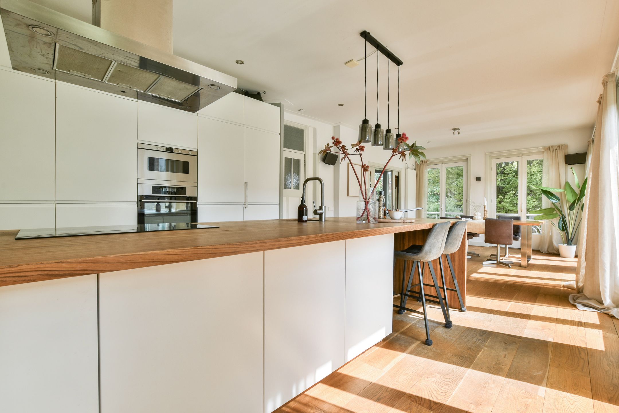 Foto 12 van Johannes van der Waalsstraat 51-1