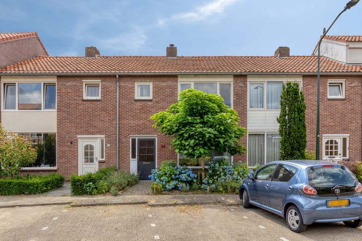 Foto 1 van Prelaat van Dinterstraat 69