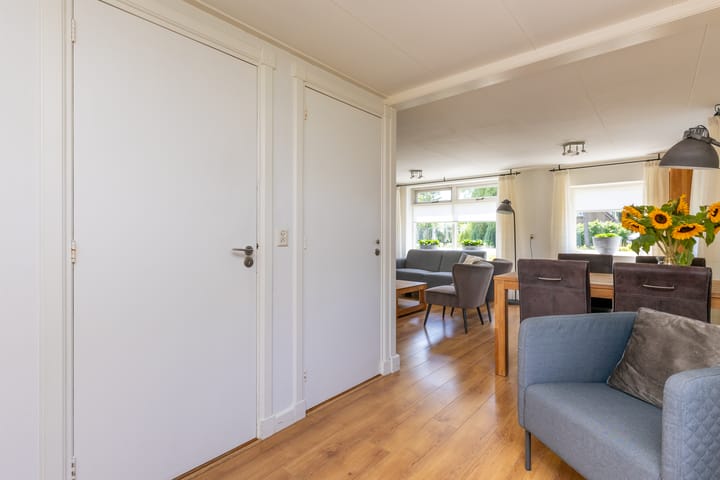 Foto 15 van C.G. Roosweg 11