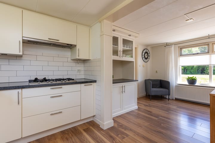 Foto 18 van C.G. Roosweg 11