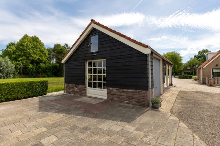 Foto 56 van C.G. Roosweg 11