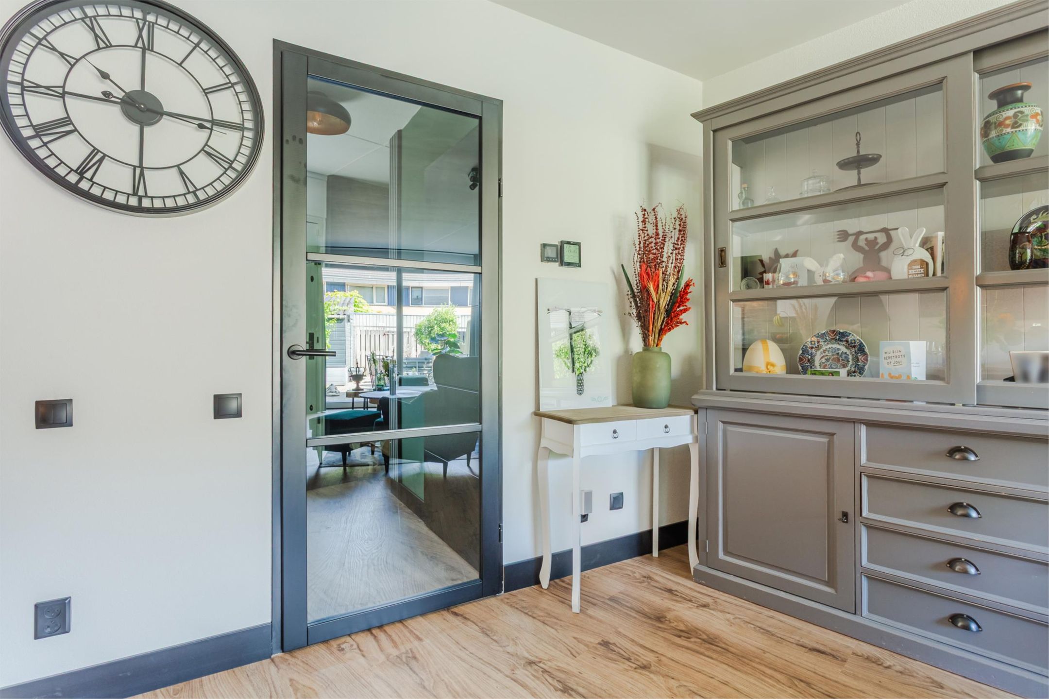 Photo 9 of Oktoberstraat 93