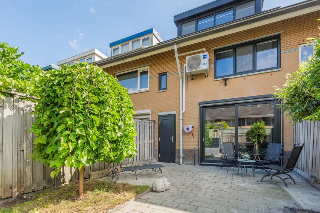 Photo 41 of Oktoberstraat 93