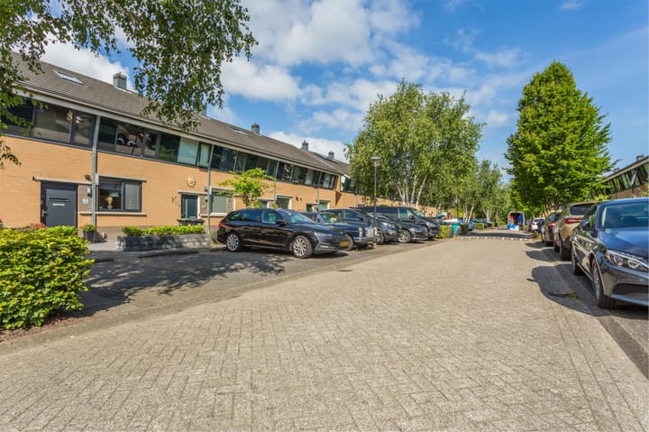 Photo 43 of Oktoberstraat 93