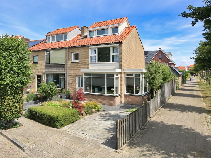 P J Warmerdamstraat 22