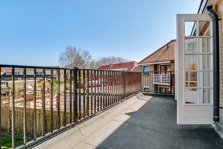 Foto 22 van Floris Vosstraat 4