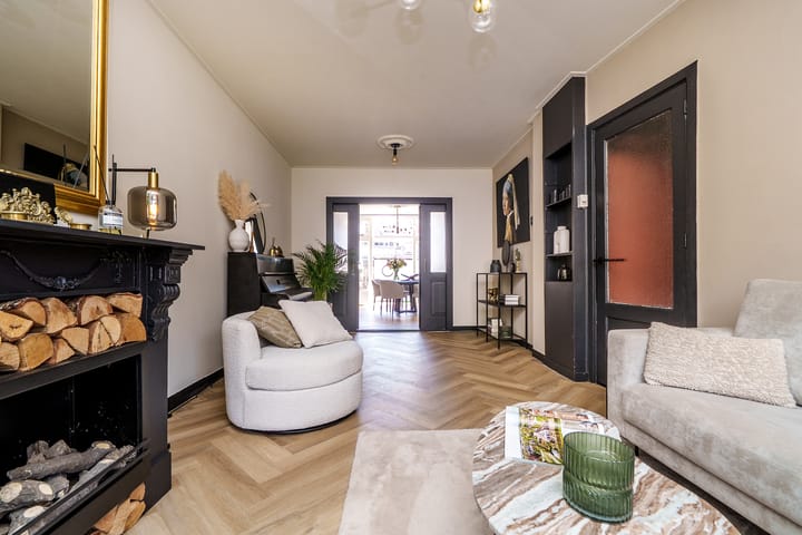 Foto 12 van Voornsevliet 5-C