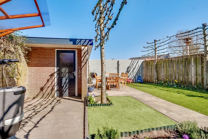 Foto 39 van Floris Vosstraat 4