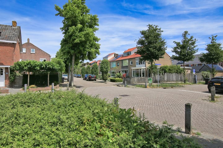 Foto 41 van P J Warmerdamstraat 22