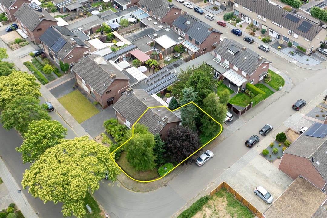 Photo 1 of Dross Essersstraat 36