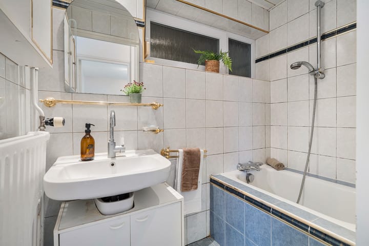 Foto 18 van Dross Essersstraat 36