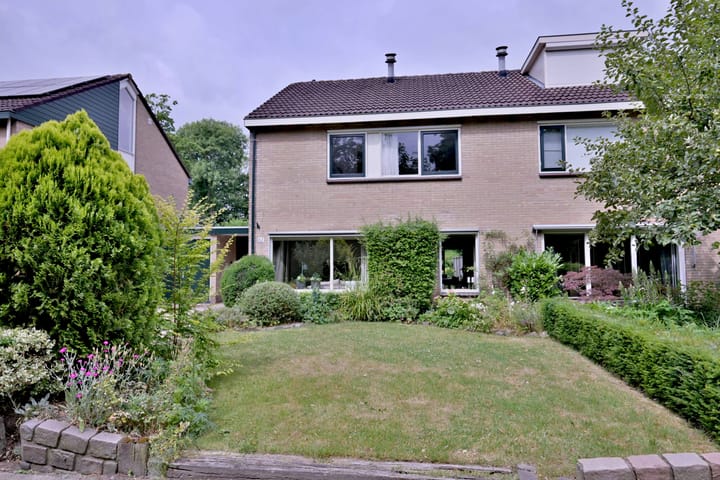 Foto 40 van Baron van Sytzamastraat 62