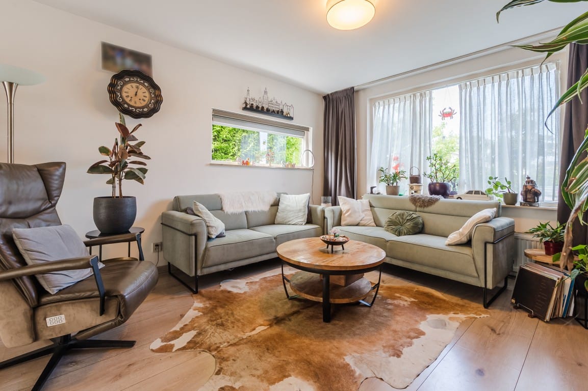 Foto 10 van Rode Schouw 34