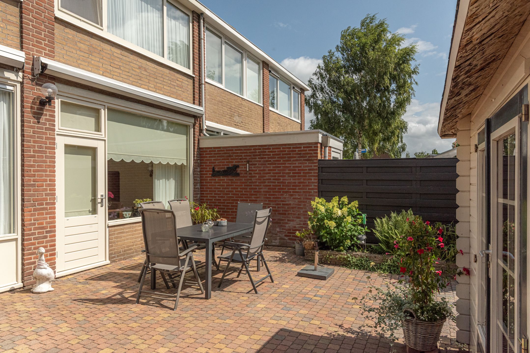 Foto 36 van K R Poststraat 24