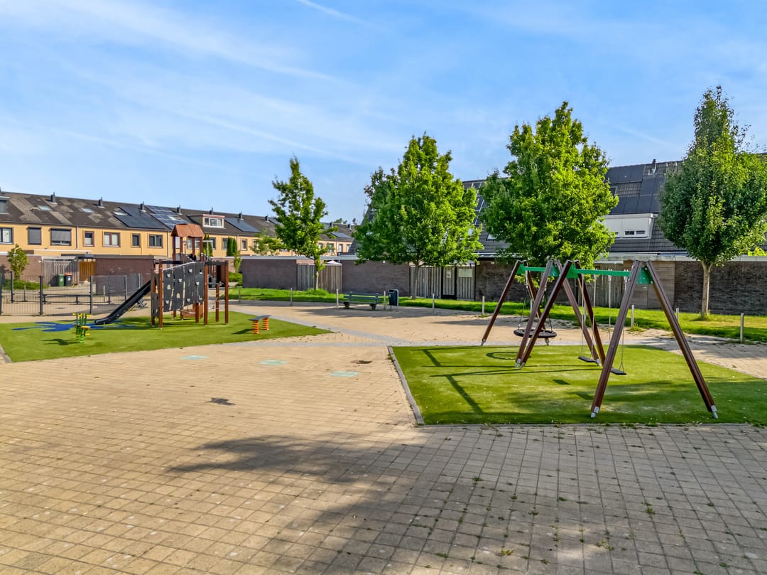 Foto 32 van Van Goghhof 81