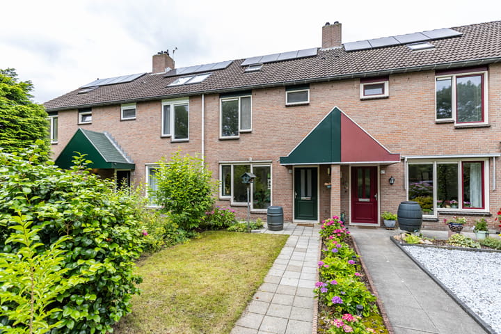 Foto 2 van Kamilleweg 49