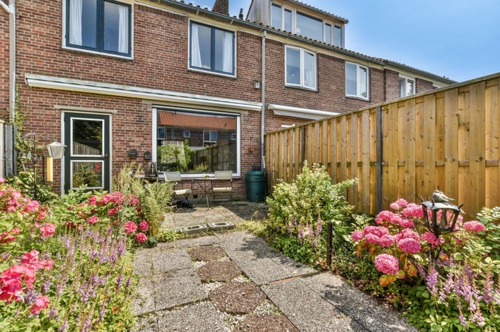 Foto 26 van Prinses Margrietlaan 44