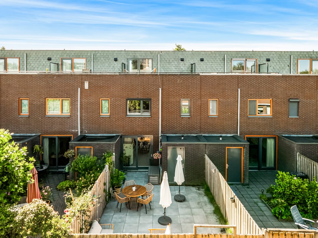 Photo 2 of Rozenkwartsstraat 13