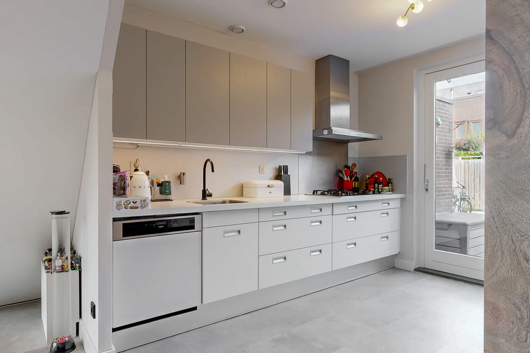 Photo 11 of Rozenkwartsstraat 13