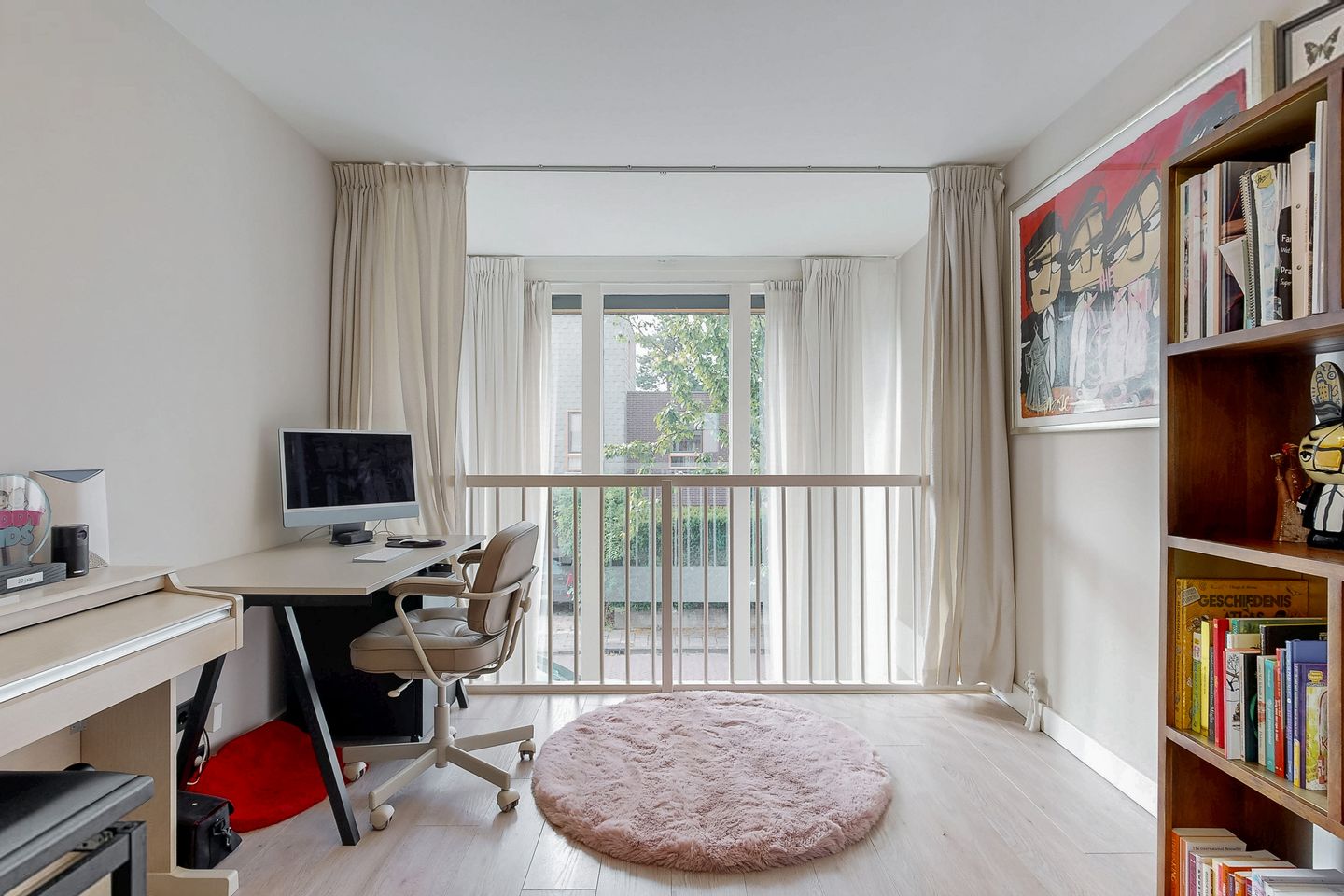 Photo 14 of Rozenkwartsstraat 13