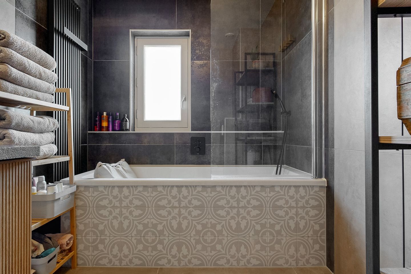 Photo 19 of Rozenkwartsstraat 13