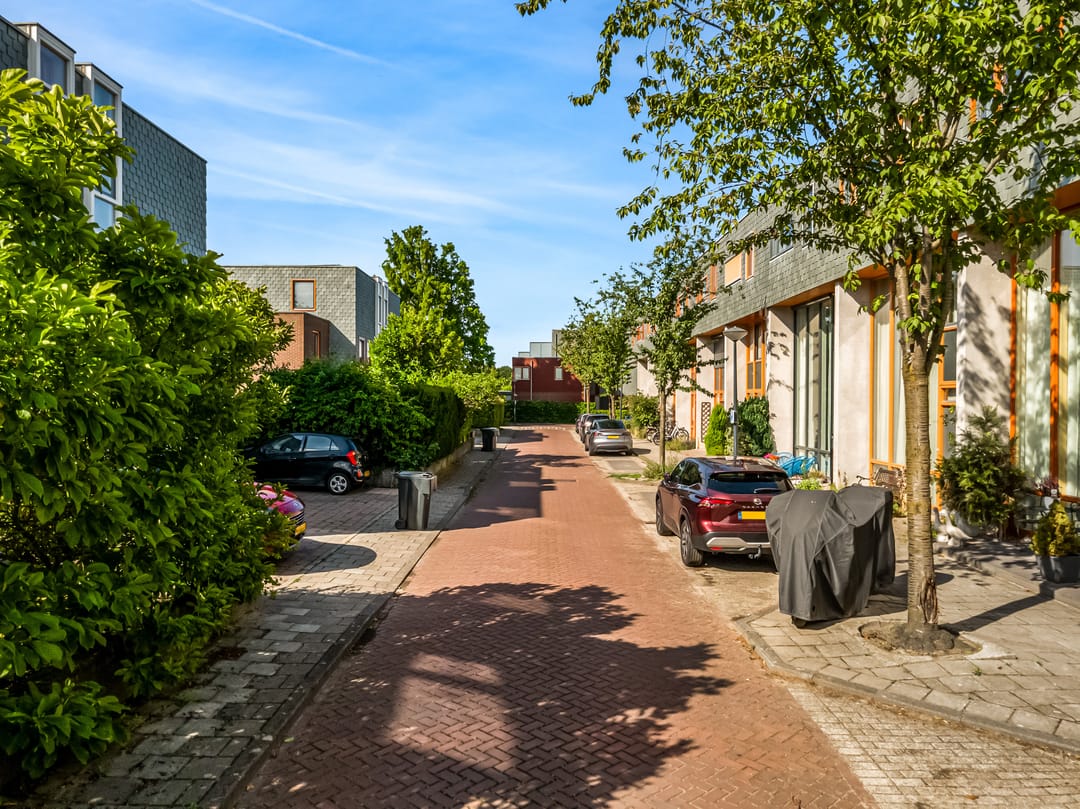 Photo 37 of Rozenkwartsstraat 13