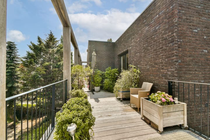 Foto 12 van Johan de Wittlaan 18