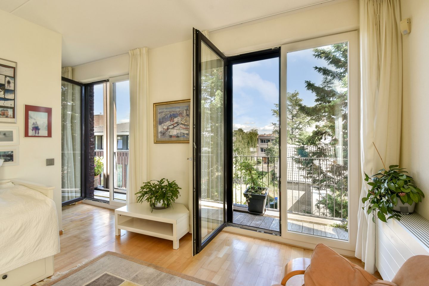 Photo 19 of Johan de Wittlaan 18