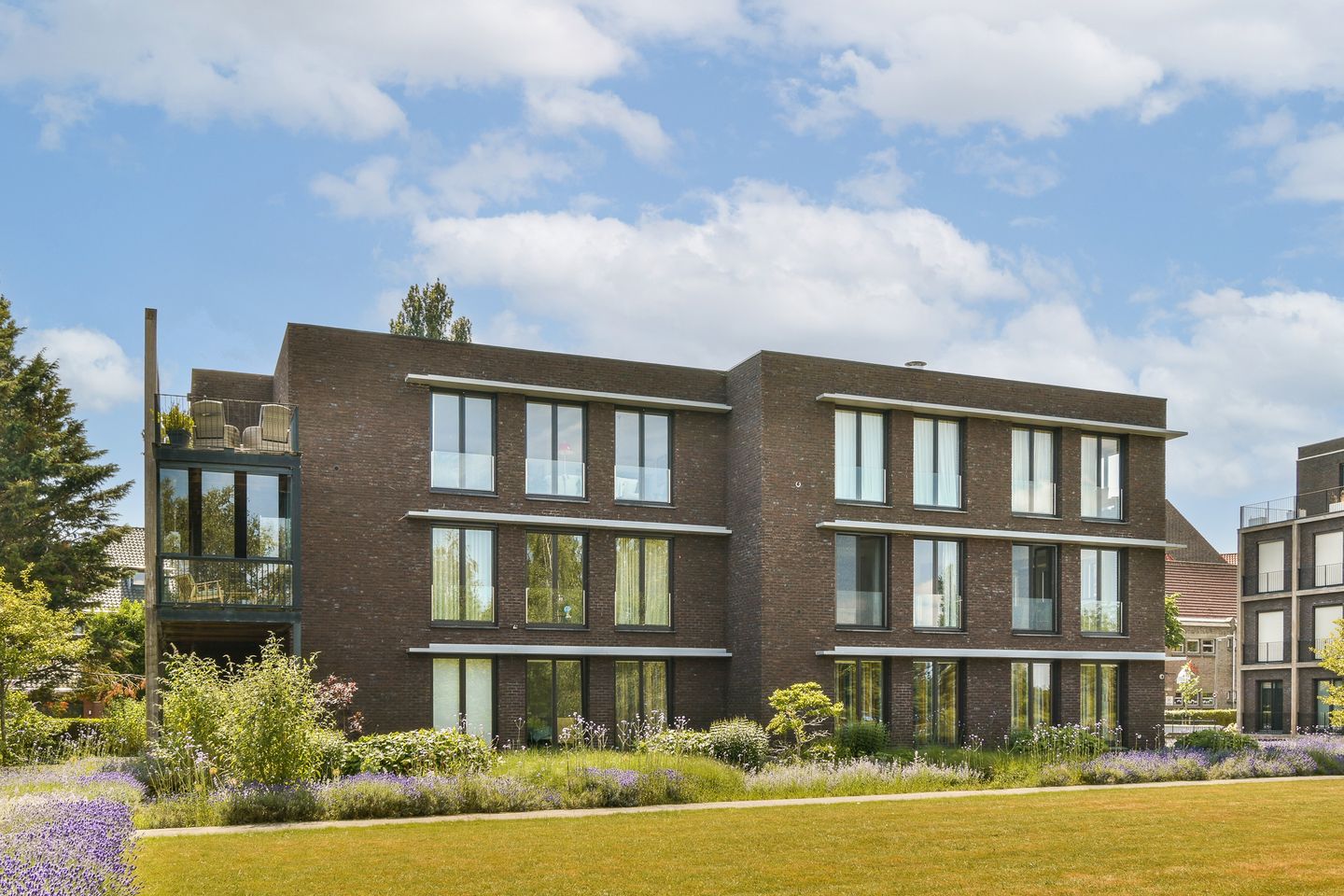 Photo 29 of Johan de Wittlaan 18