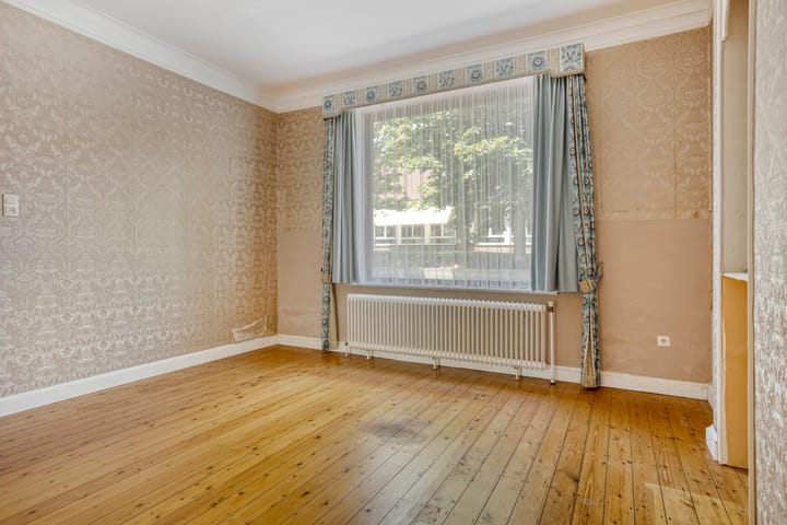 Photo 10 of Athoslaan 35