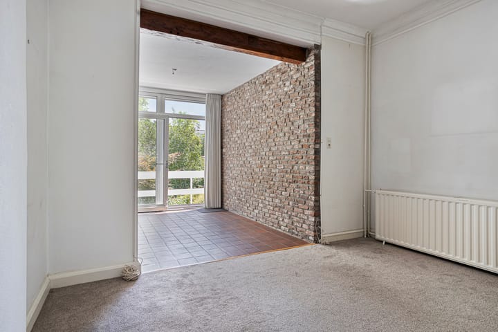 Photo 15 of Athoslaan 35