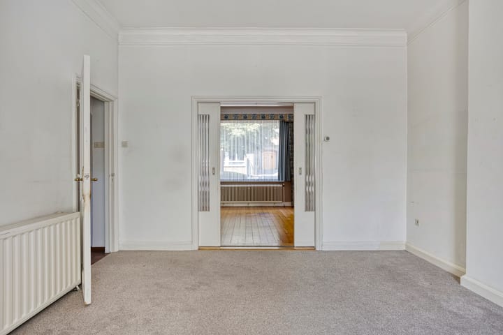 Photo 17 of Athoslaan 35