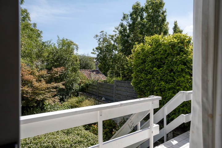 Photo 42 of Athoslaan 35