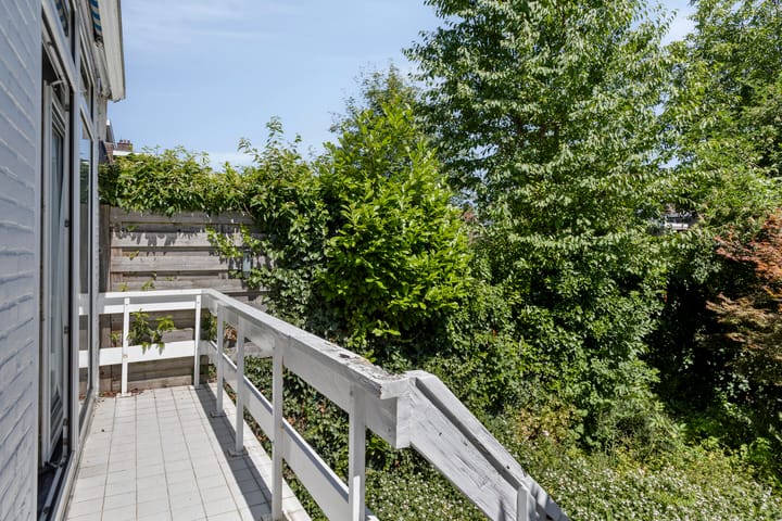 Photo 44 of Athoslaan 35