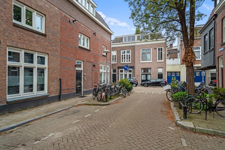 Foto 15 van 1e Spechtstraat 1-A