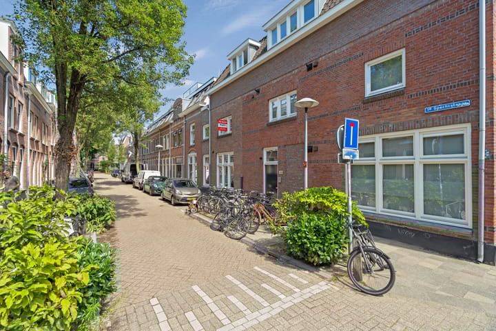 Foto 18 van 1e Spechtstraat 1-A