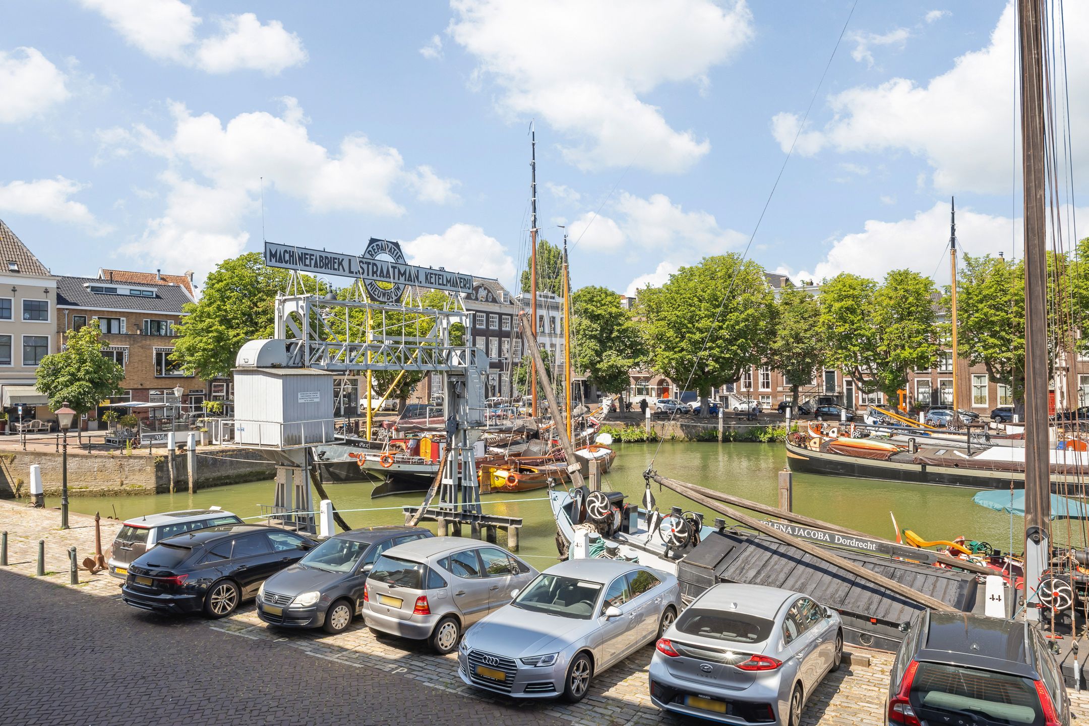 Kuipershaven, 172, Dordrecht, 3311AM, Zuid-Holland, Nederland 172