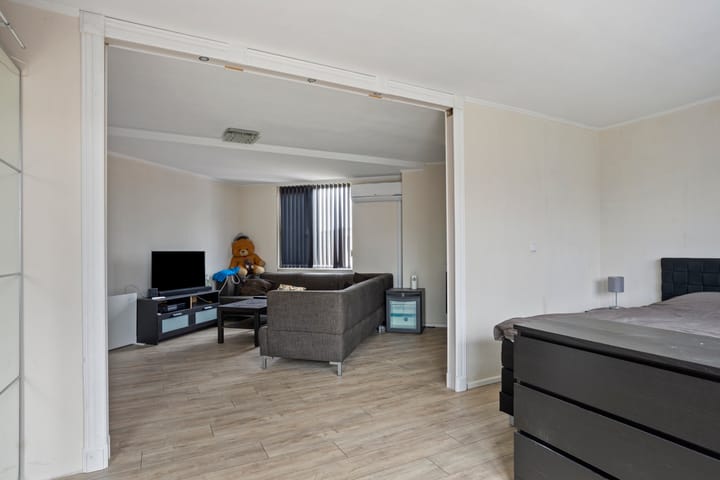 Photo 22 of Rietsnijder 34