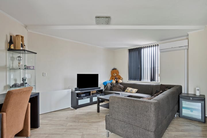 Photo 23 of Rietsnijder 34