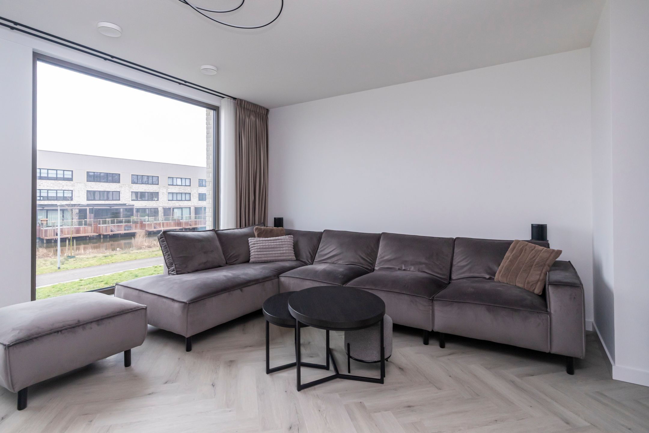 Foto 9 van Leyweg 1203