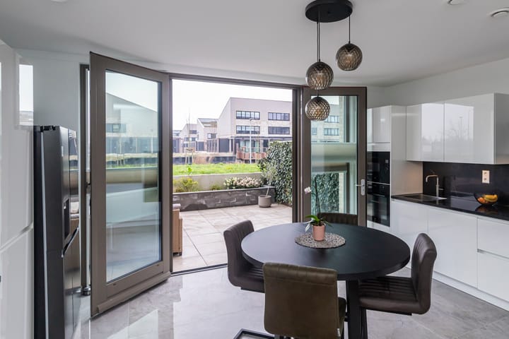 Foto 15 van Leyweg 1203