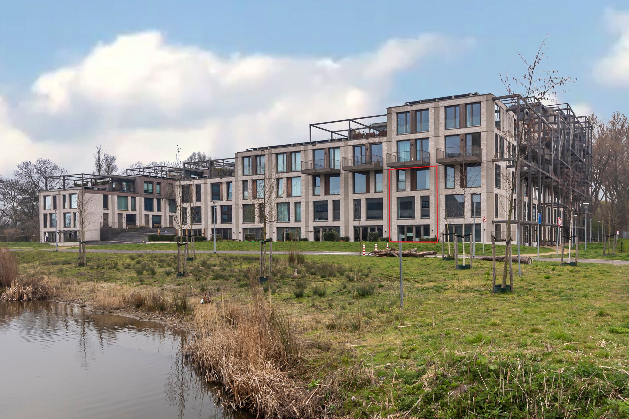 Foto 33 van Leyweg 1203