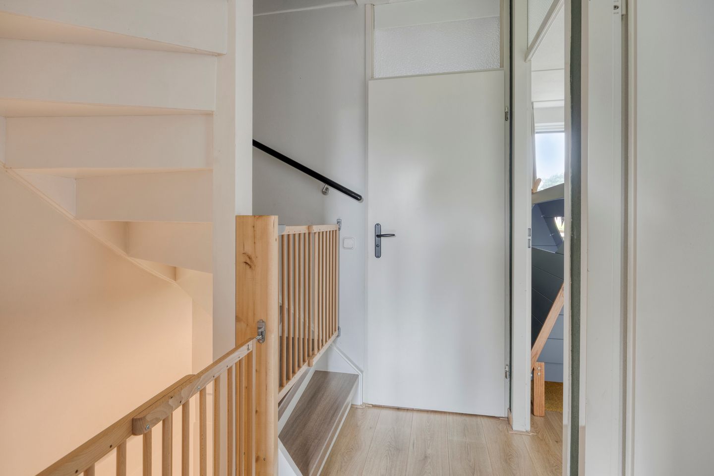 Foto 25 van Dinant Dijkhuisstraat 101