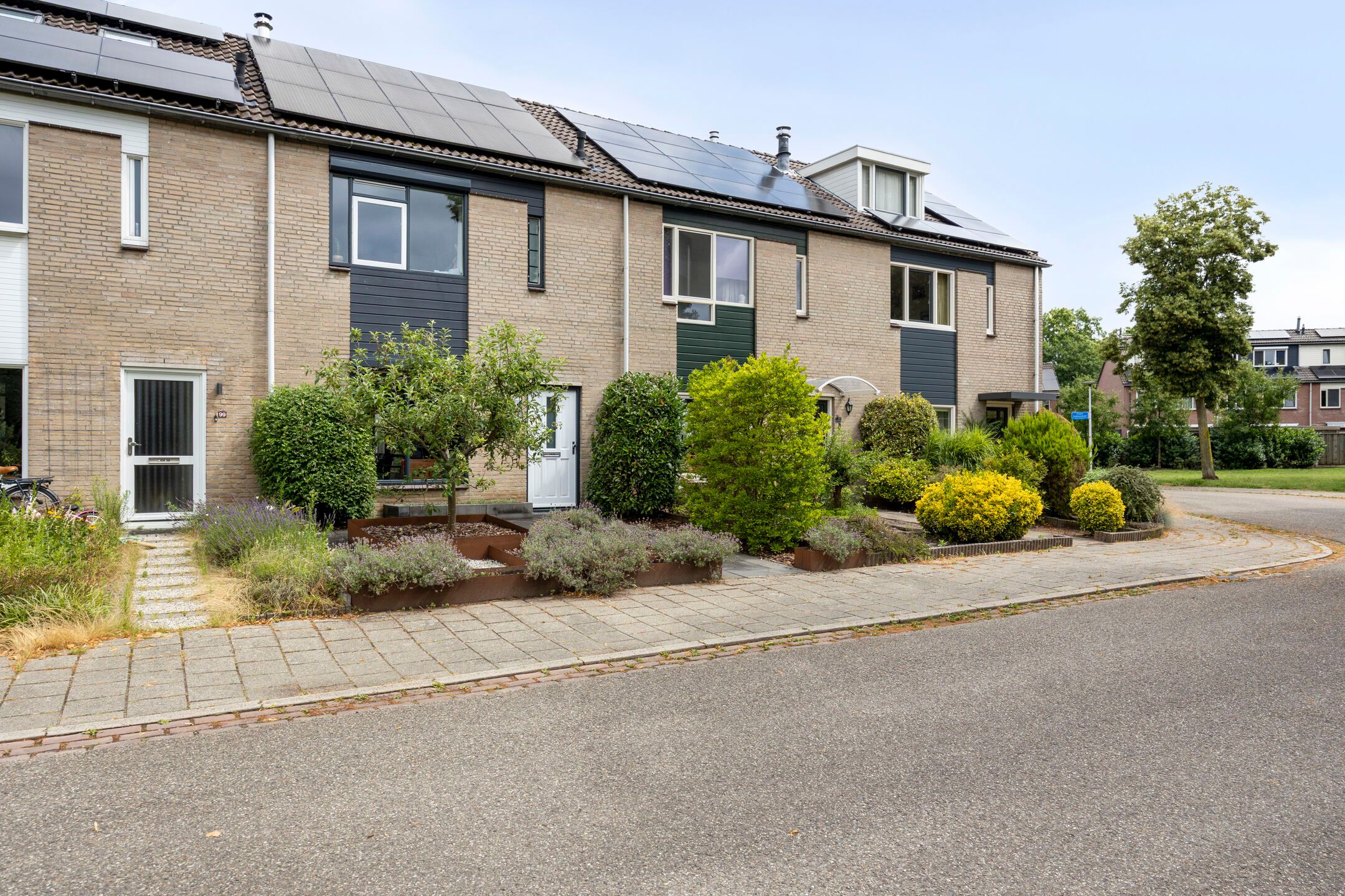 Foto 42 van Dinant Dijkhuisstraat 101